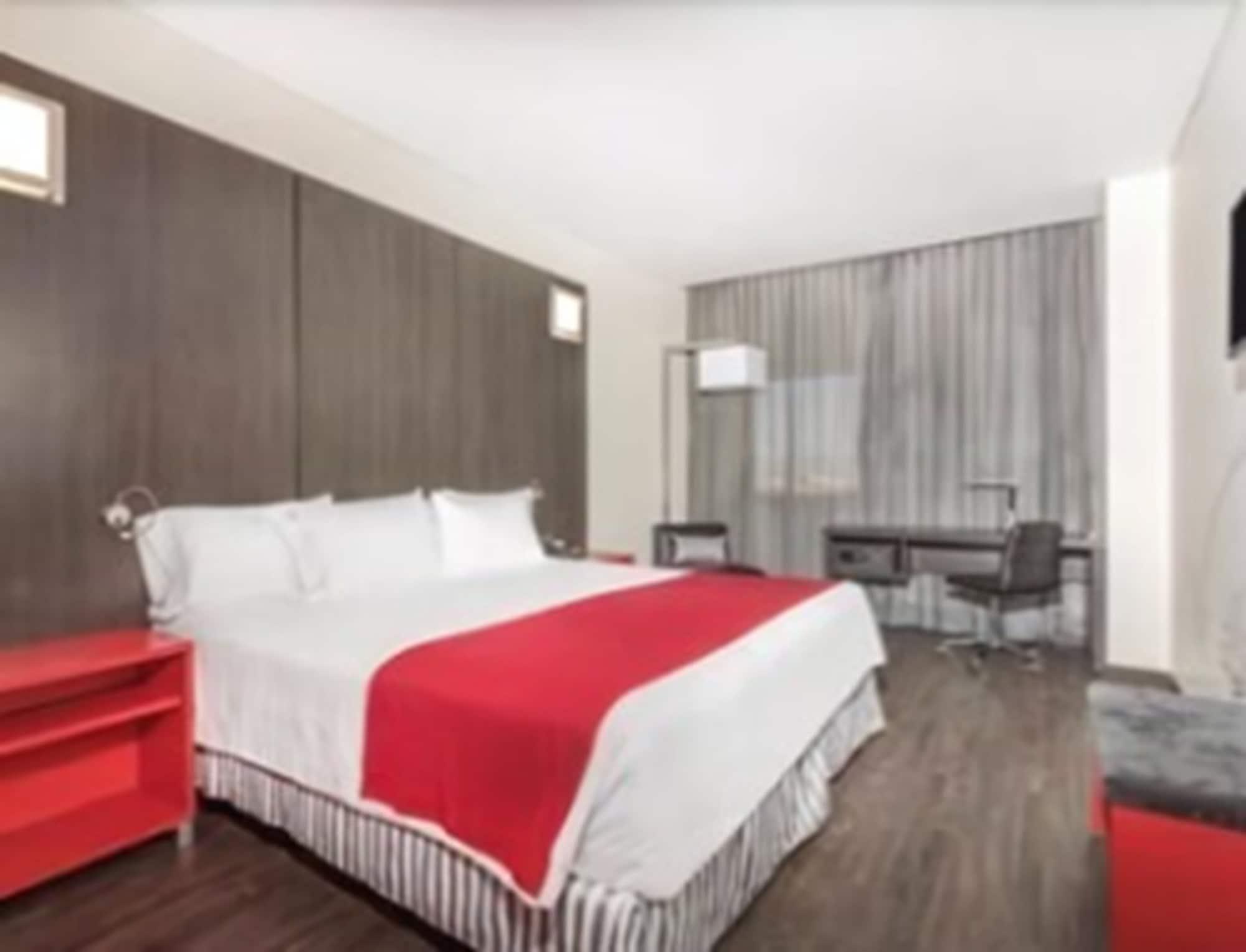 Ramada Encore San Luis Potosí Eksteriør bilde