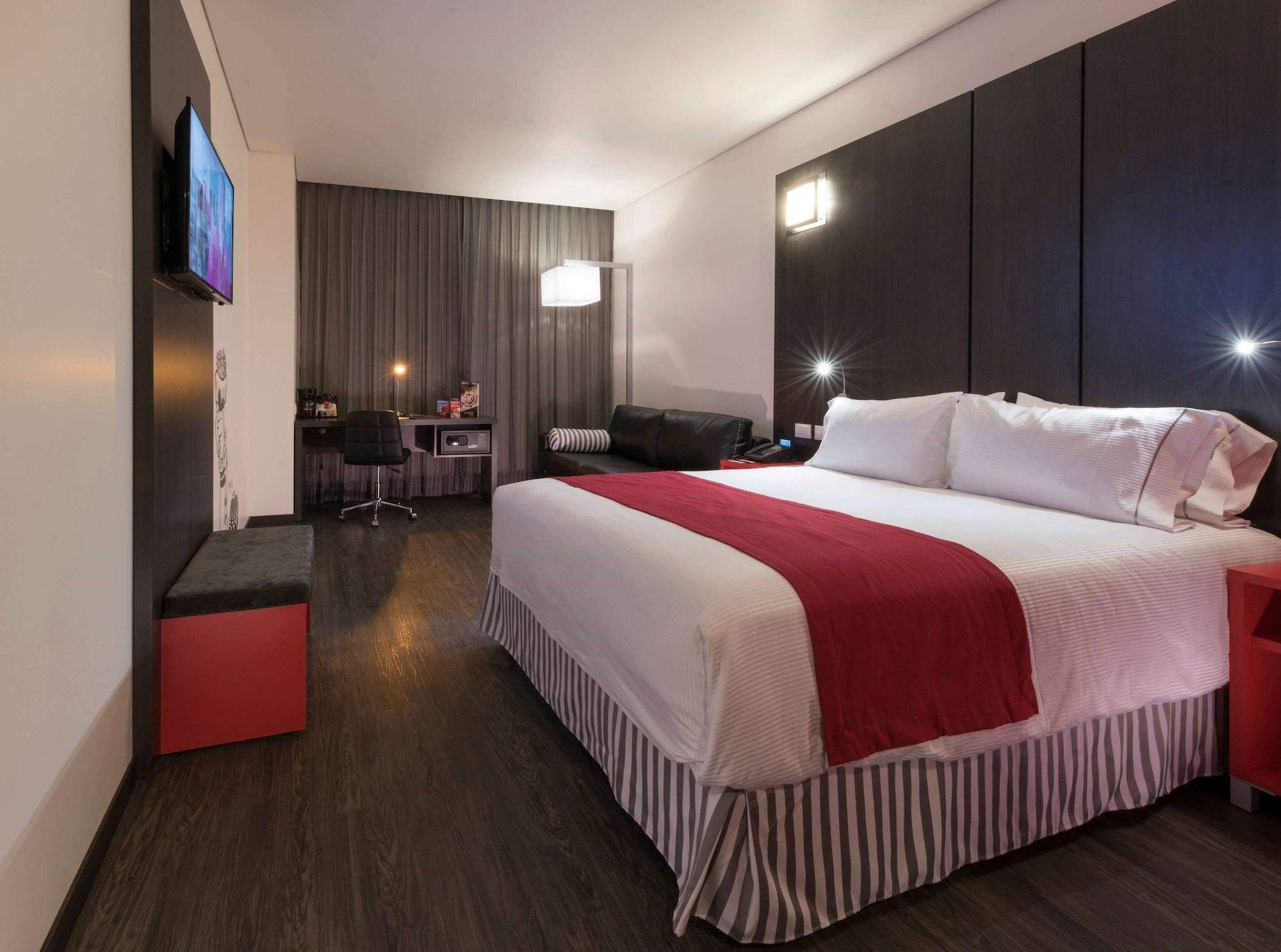 Ramada Encore San Luis Potosí Eksteriør bilde