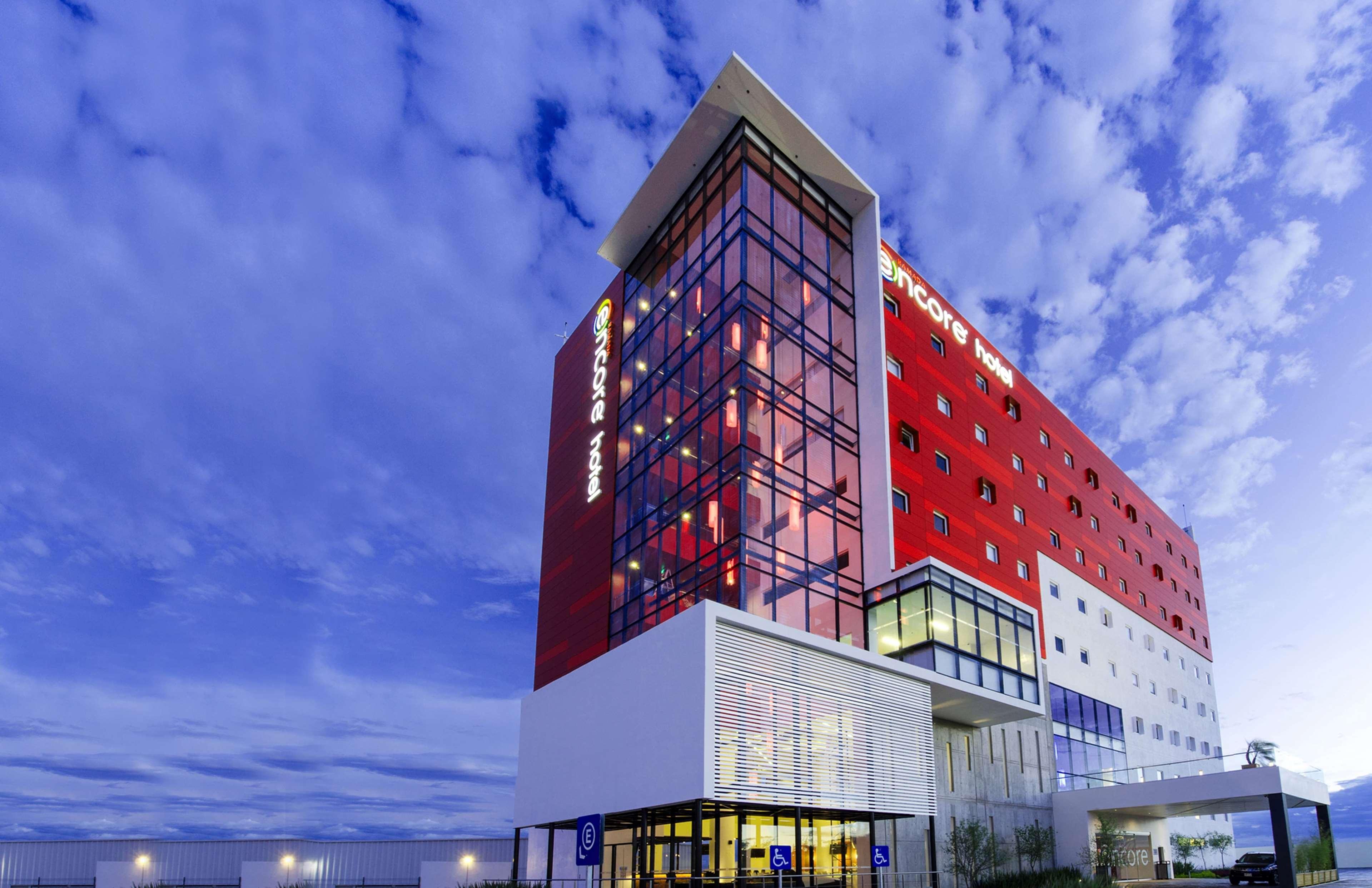 Ramada Encore San Luis Potosí Eksteriør bilde